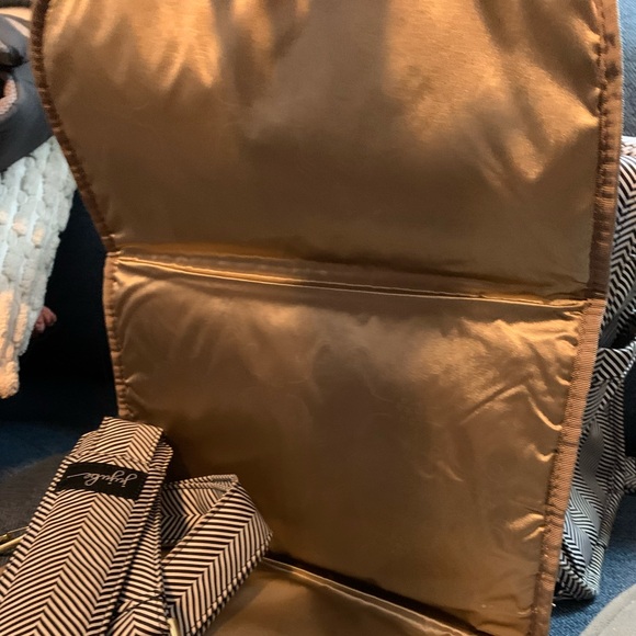 Jujube Queen of the Nile diaper backpack/ bag - Picture 4 of 4